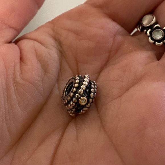 Pandora - Picture 1 of 1